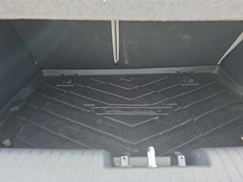 Hyundai Veloster Base 2013