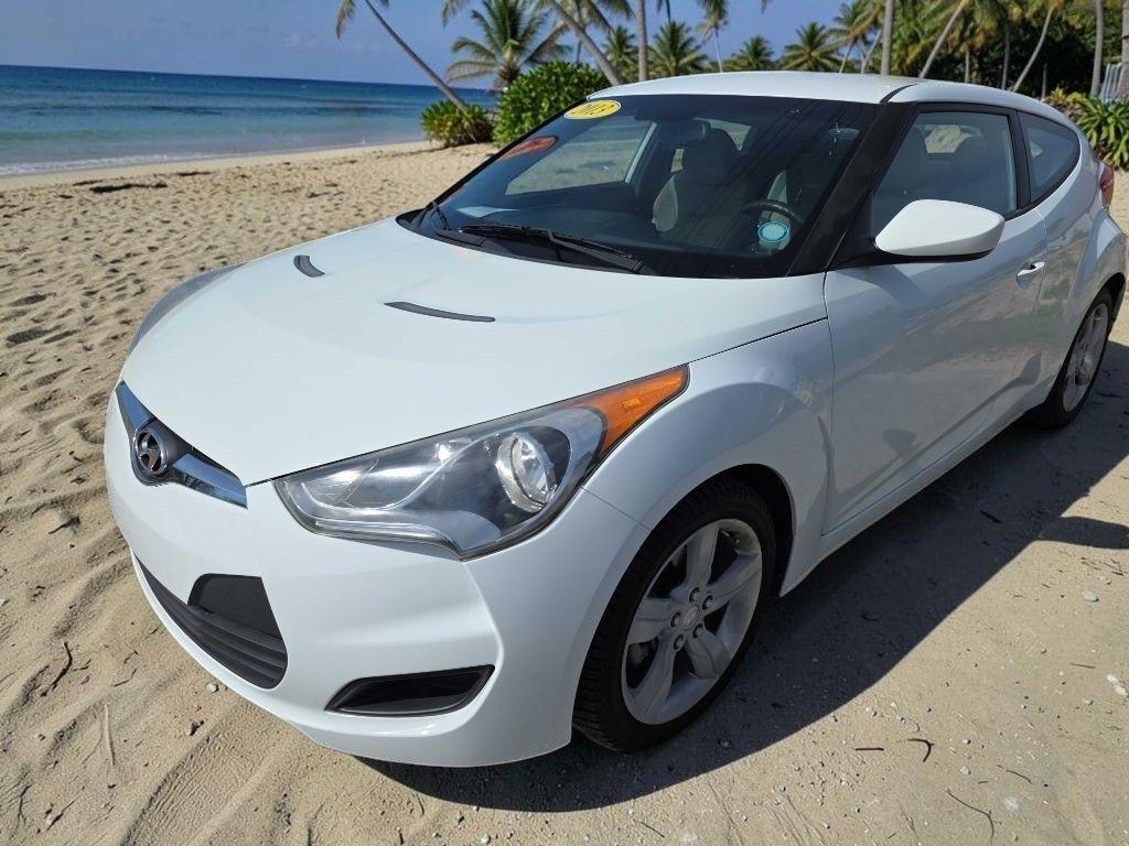 2013 Hyundai Veloster Base