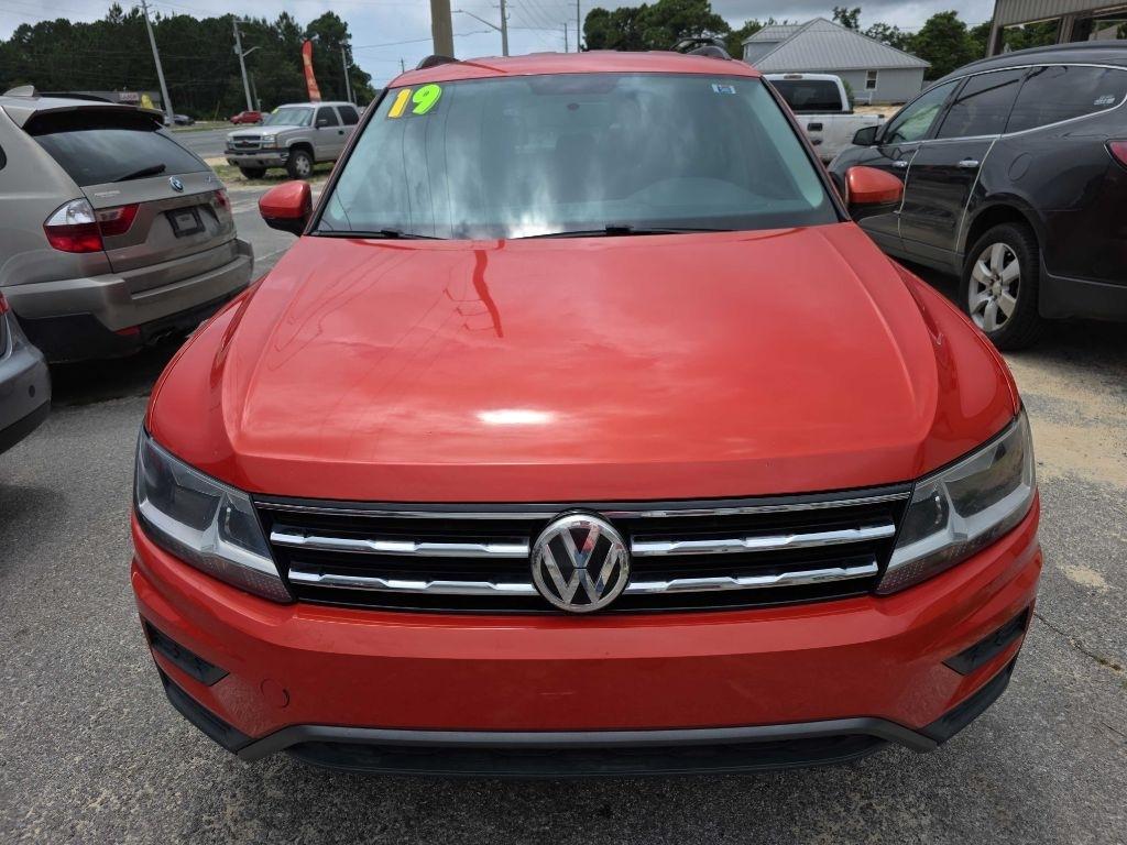 Volkswagen Tiguan S 2019