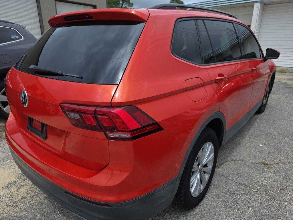 Volkswagen Tiguan S 2019
