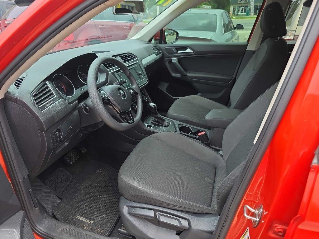 Volkswagen Tiguan S 2019