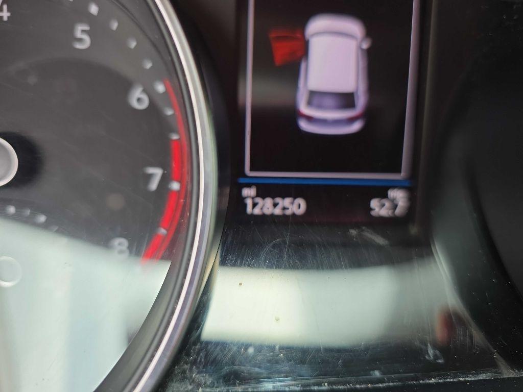 Volkswagen Tiguan S 2019