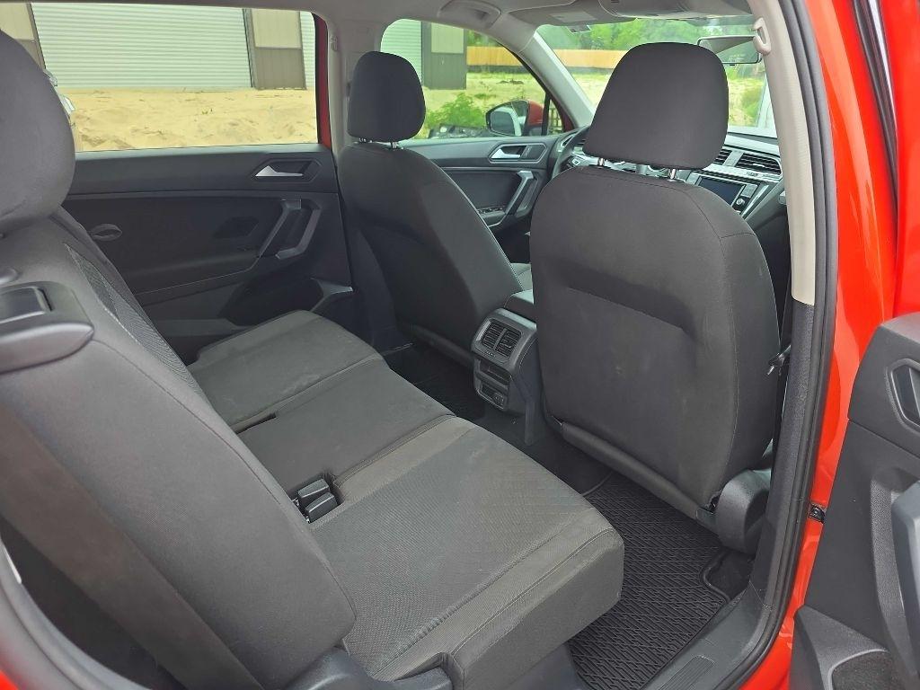 Volkswagen Tiguan S 2019