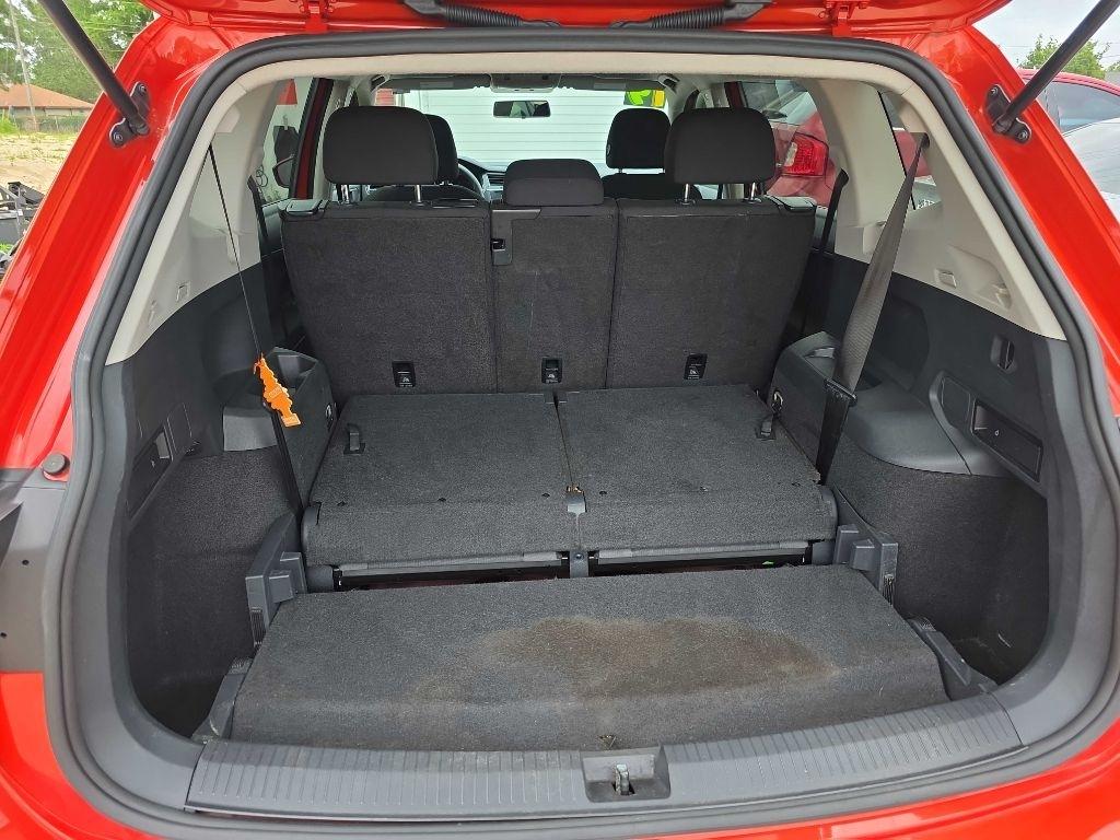 Volkswagen Tiguan S 2019