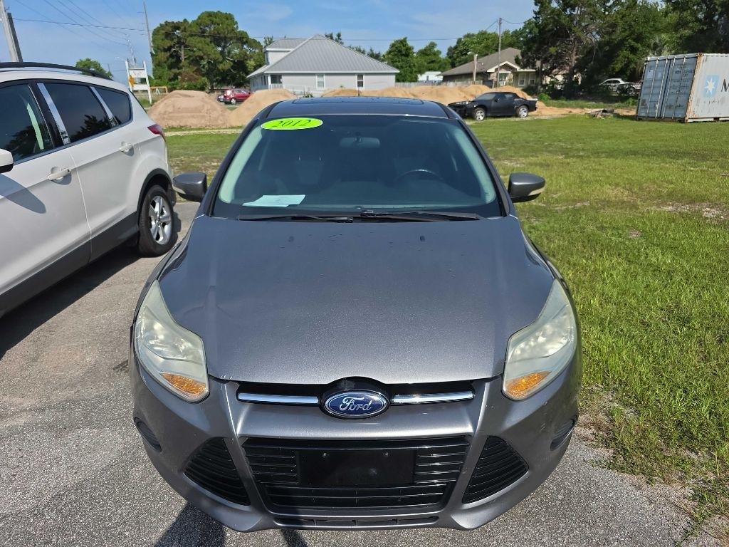 Ford Focus SE Sedan 2012