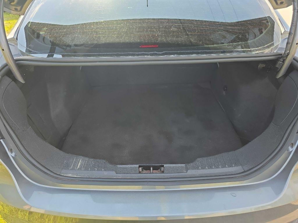 Ford Focus SE Sedan 2012