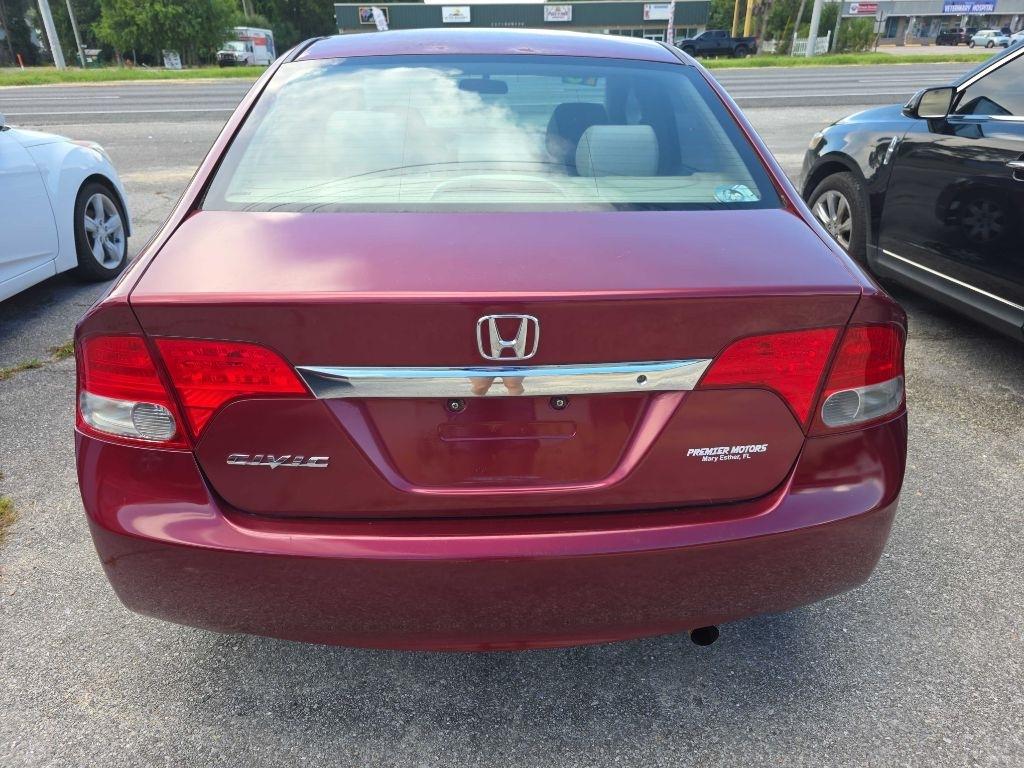 Honda Civic LX Sedan 5-Speed AT 2010