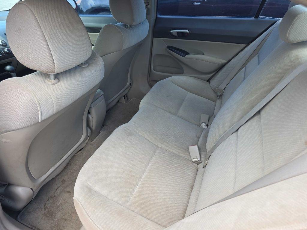 Honda Civic LX Sedan 5-Speed AT 2010