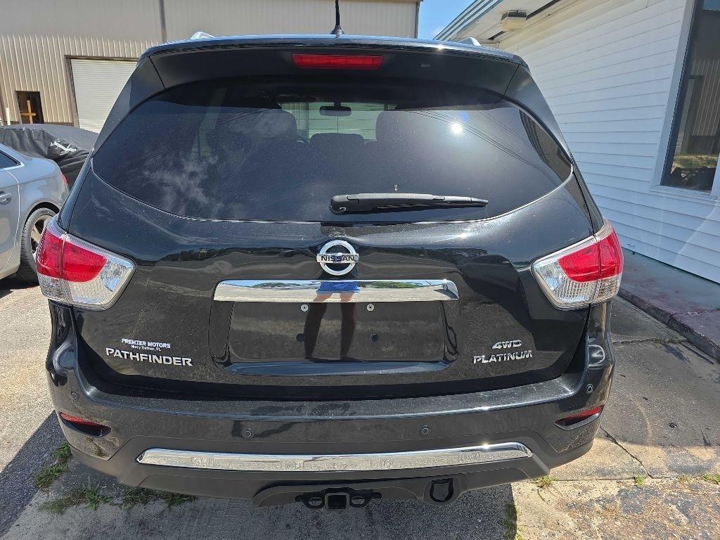 Nissan Pathfinder Platinum 4WD 2015