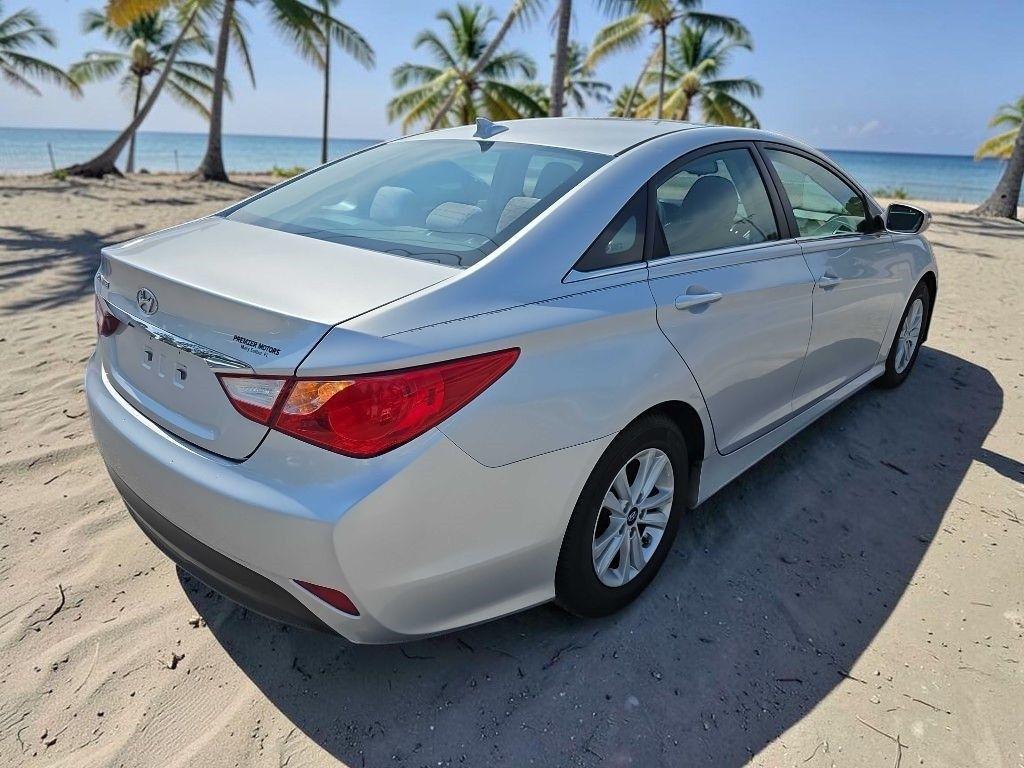 Hyundai Sonata GLS 2014