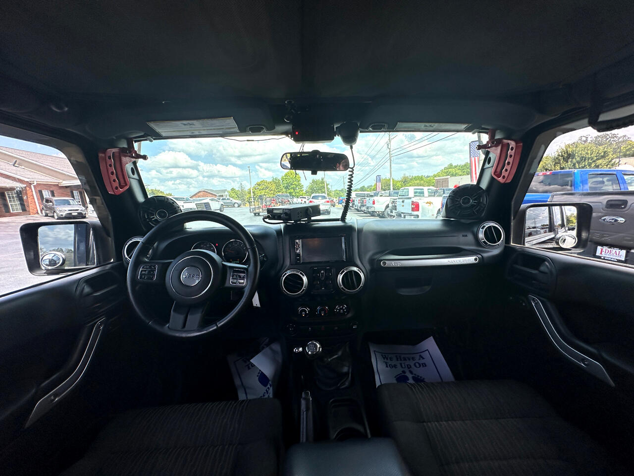 2012 Jeep Wrangler Unlimited Rubicon photo 9