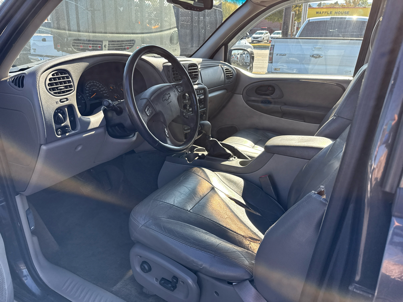 Chevrolet TrailBlazer 4dr 4WD EXT LT 2003 Chevrolet TrailBlazer 4dr 4WD EXT LT 2003