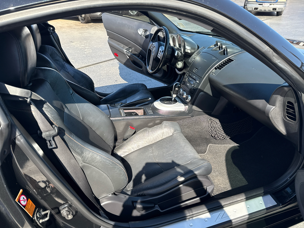 Nissan 350Z 2dr Cpe Auto Touring 2007 Nissan 350Z 2dr Cpe Auto Touring 2007