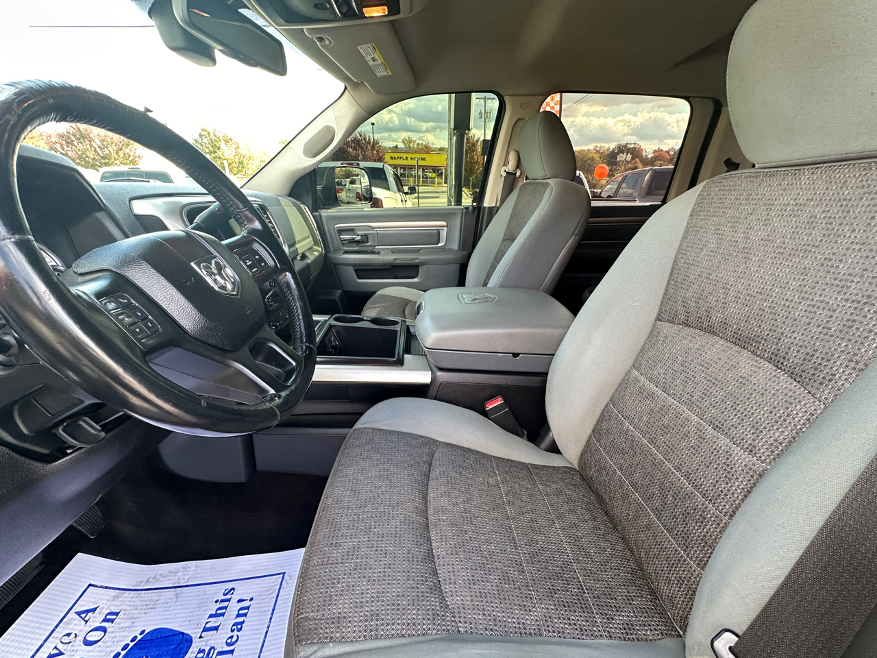 RAM 2500 4WD Crew Cab 149" Big Horn 2013 RAM 2500 4WD Crew Cab 149" Big Horn 2013