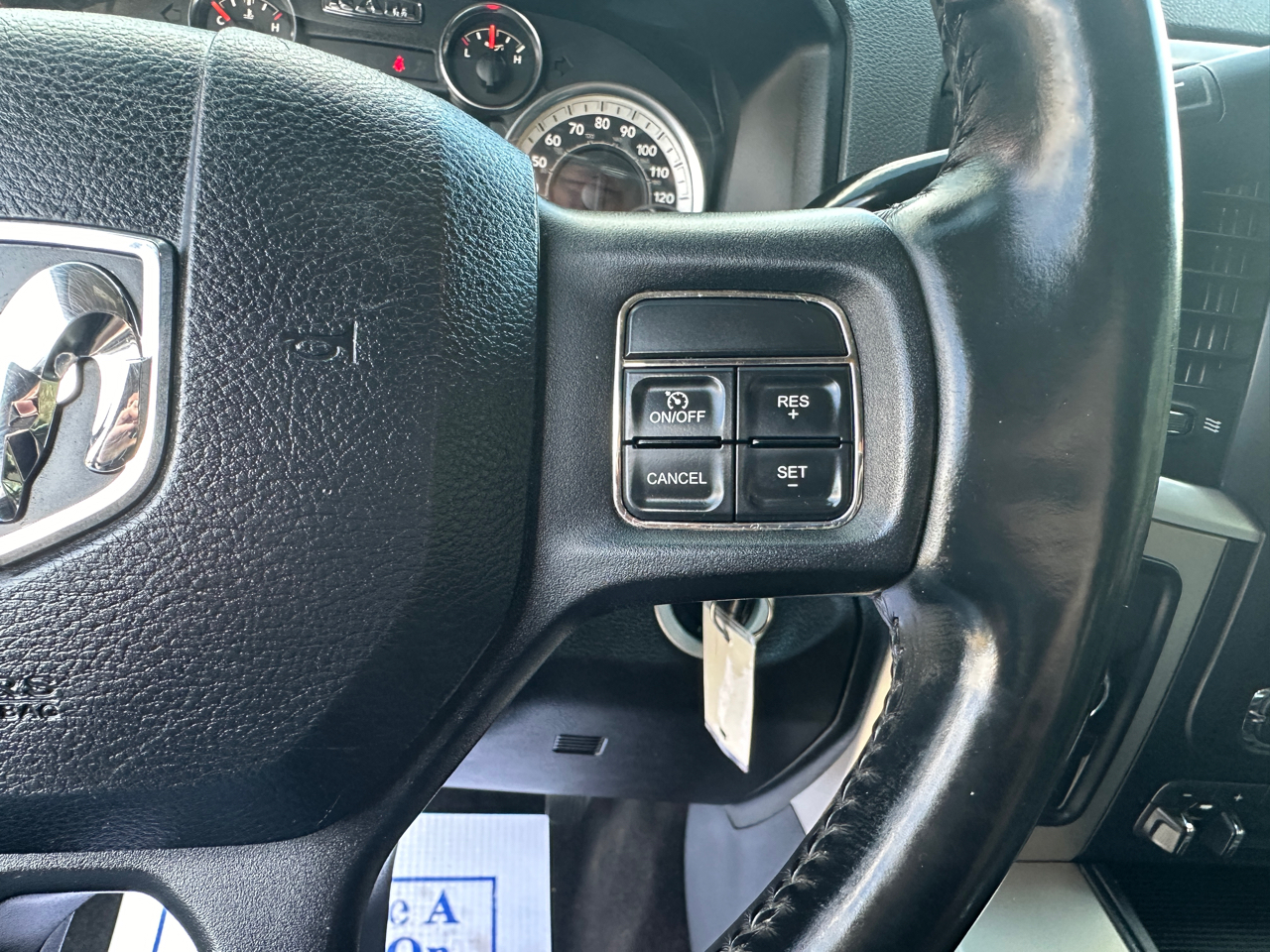 RAM 2500 4WD Crew Cab 149" Big Horn 2013 RAM 2500 4WD Crew Cab 149" Big Horn 2013