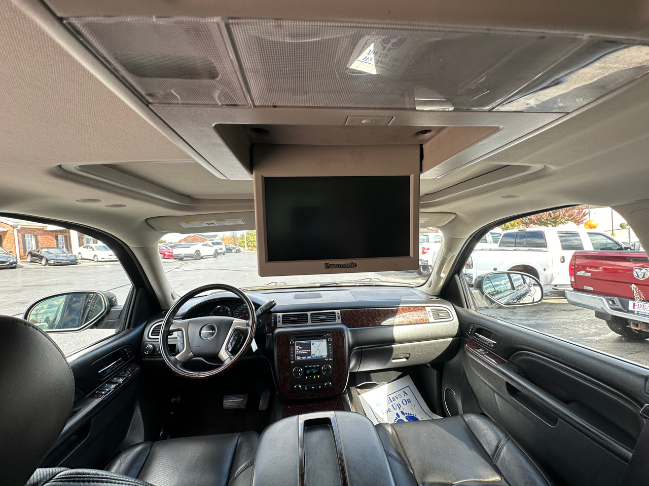 GMC Yukon AWD 4dr 1500 Denali 2013 GMC Yukon AWD 4dr 1500 Denali 2013