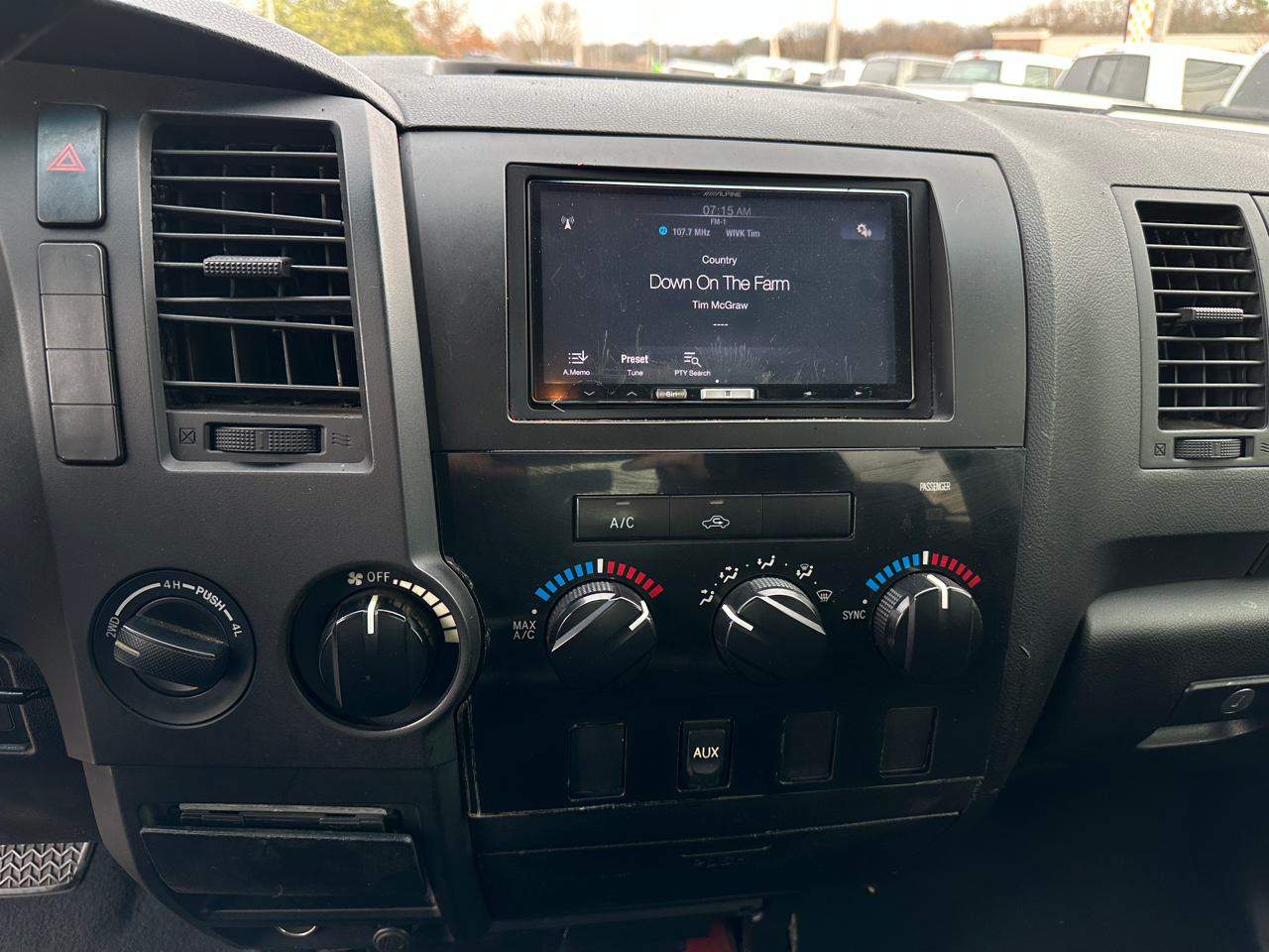 Toyota Tundra 4WD Truck Dbl 4.7L V8 5-Spd AT (Natl) 2008