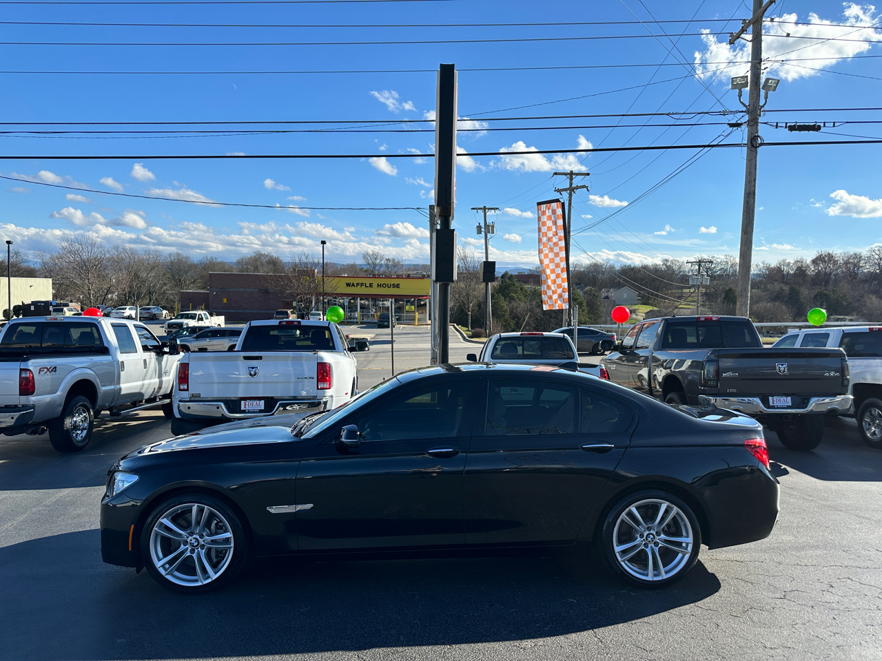 2014 BMW 7 Series 4dr Sdn 750i RWD