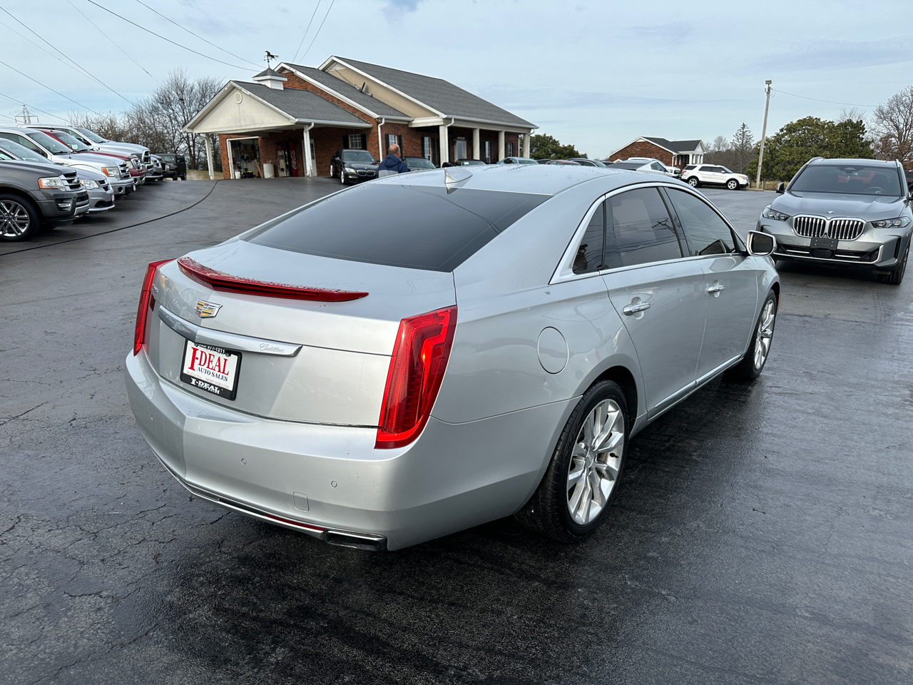 2016 Cadillac XTS Luxury photo 4