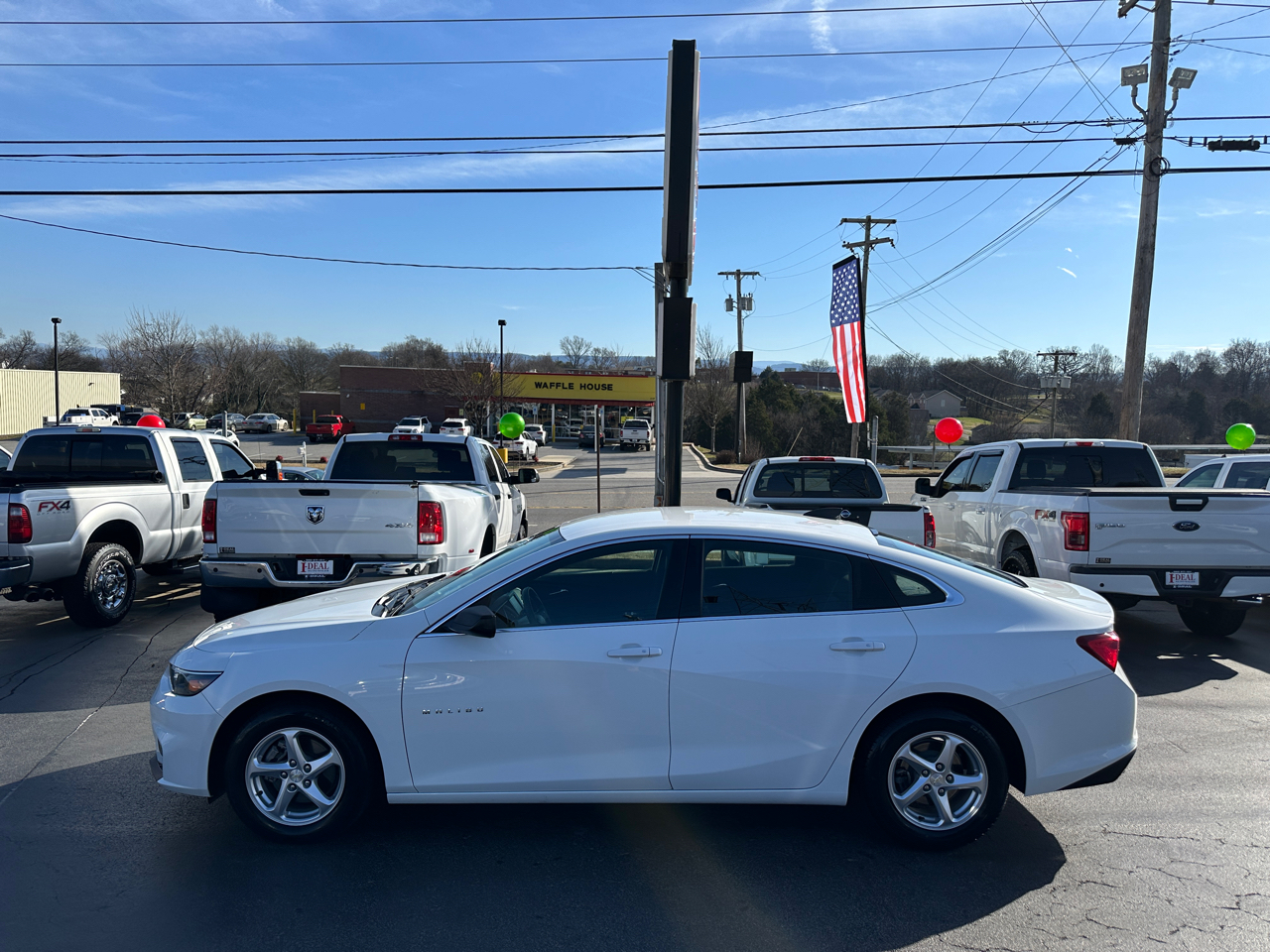 2017 Chevrolet Malibu 4dr Sdn LS w/1FL