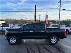 2018 Nissan Titan 