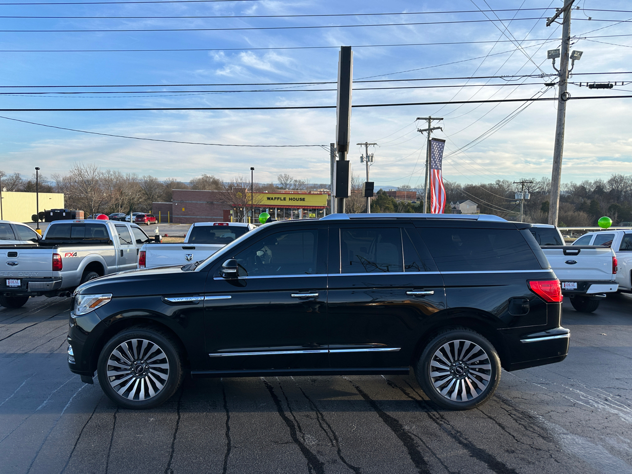 2018 Lincoln Navigator Reserve's photo