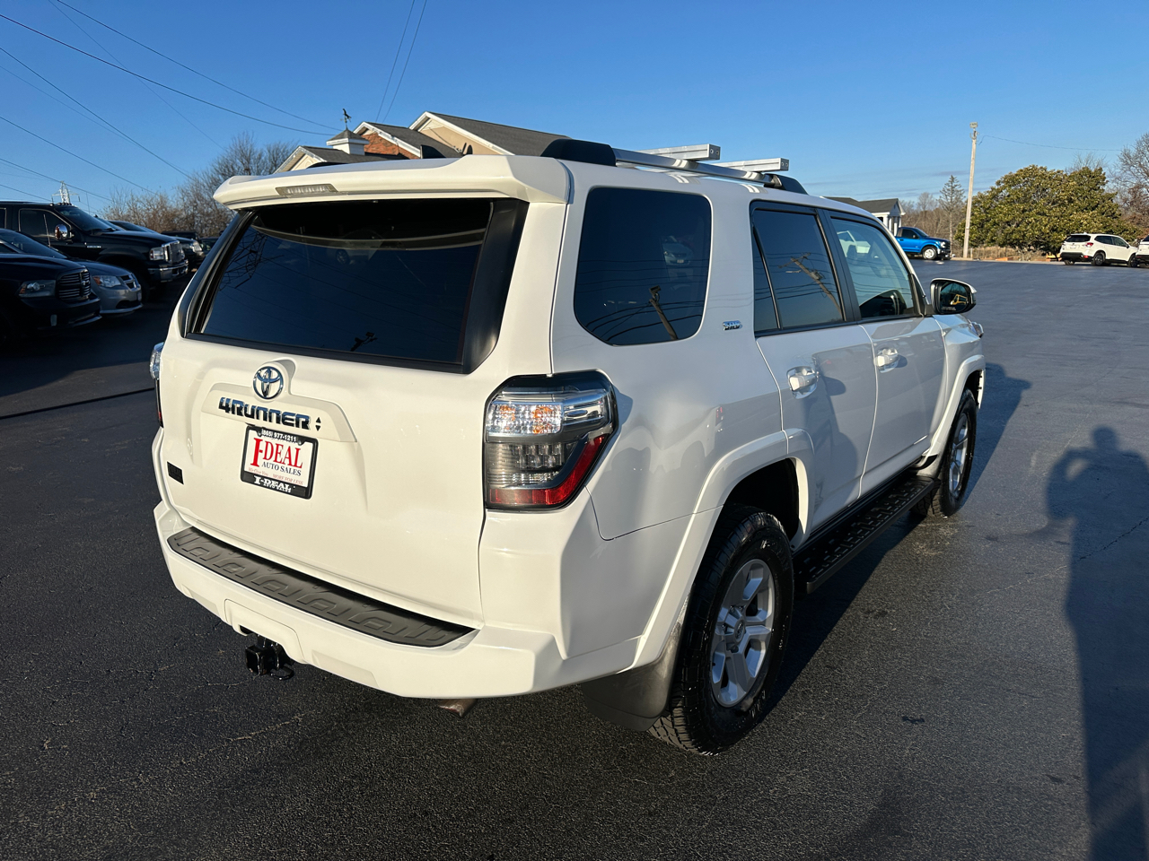 Toyota 4Runner SR5 4WD (Natl) 2022