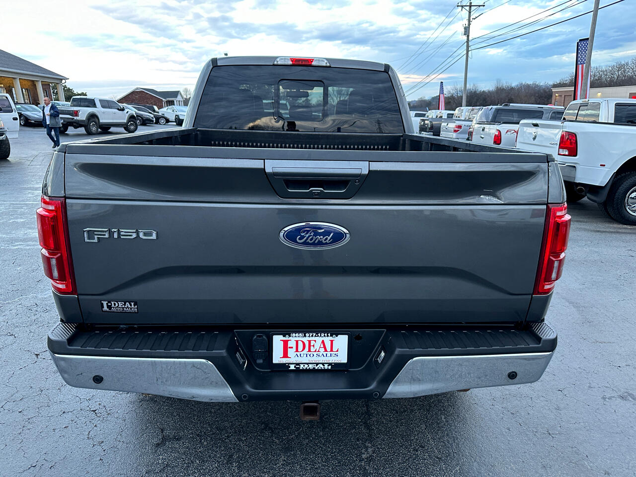 Ford F-150 2WD SuperCab 145" Lariat 2015