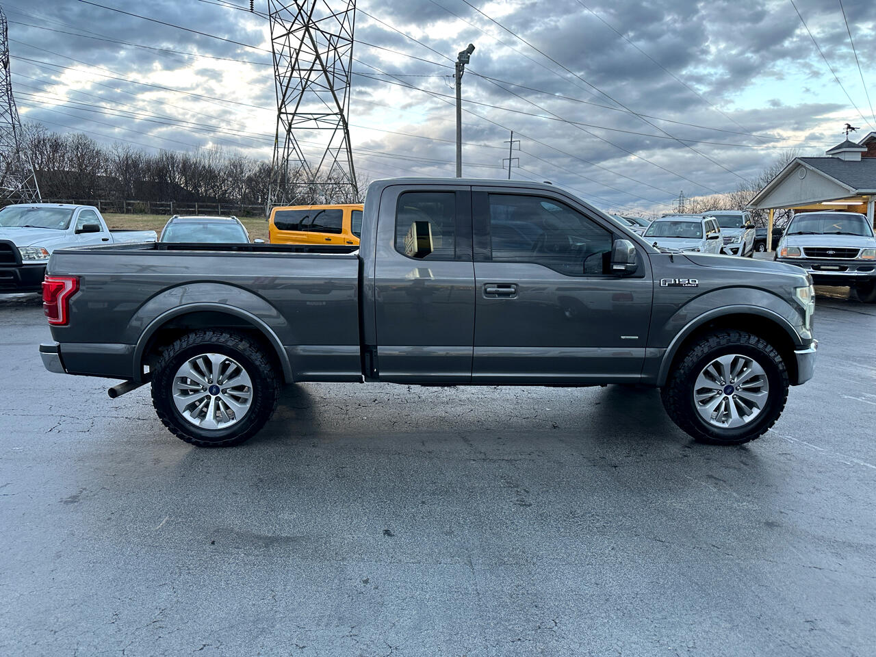 Ford F-150 2WD SuperCab 145" Lariat 2015