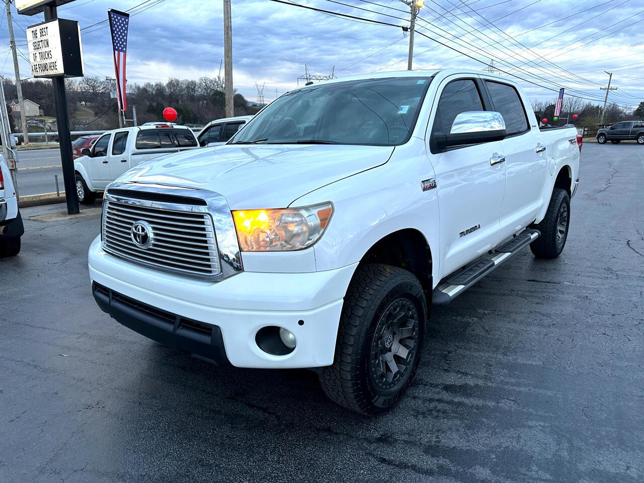 Toyota Tundra 4WD Truck CrewMax 5.7L FFV V8 6-Spd AT LTD (Natl) 2012