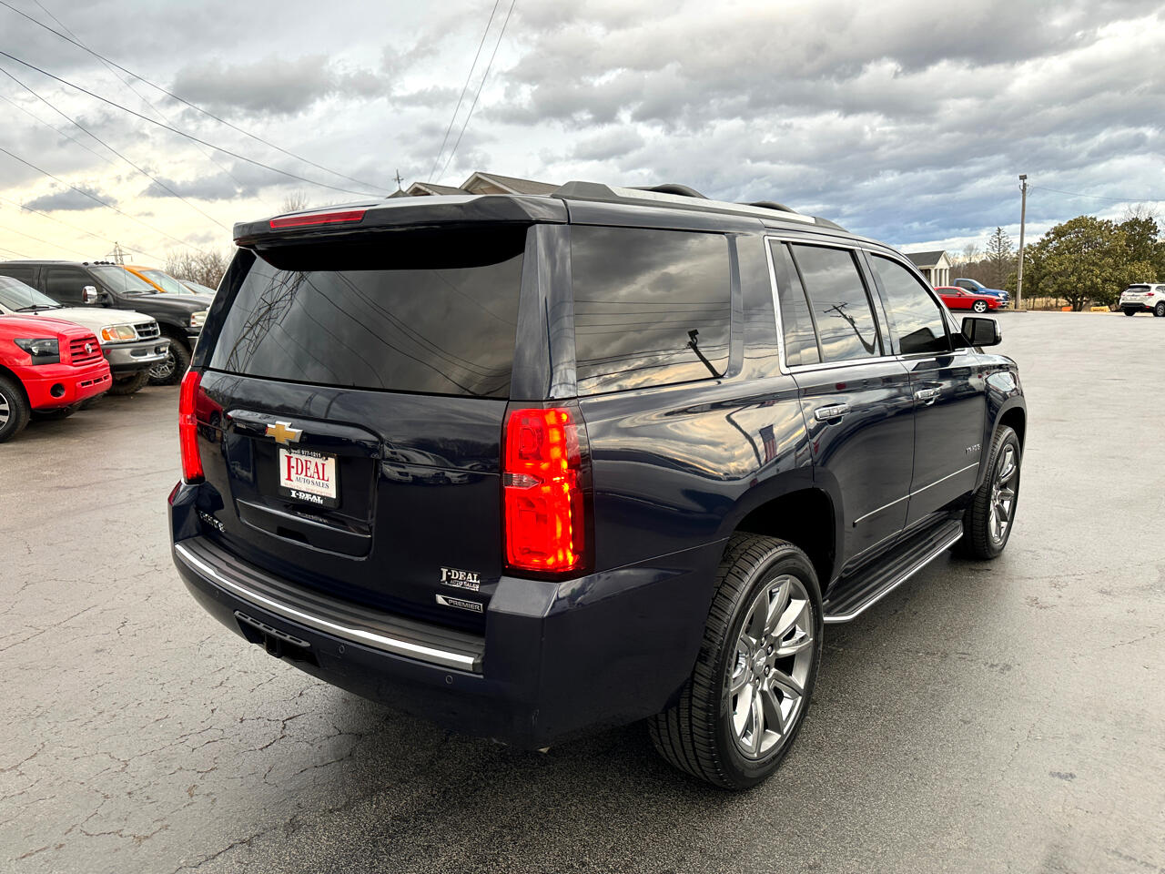 Chevrolet Tahoe 4WD 4dr Premier 2017