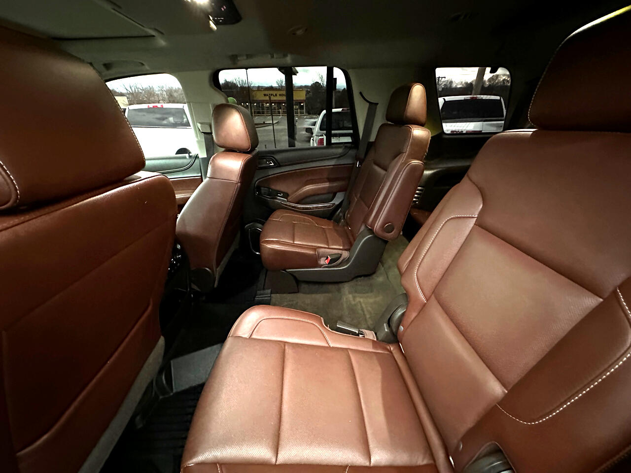 Chevrolet Tahoe 4WD 4dr Premier 2017