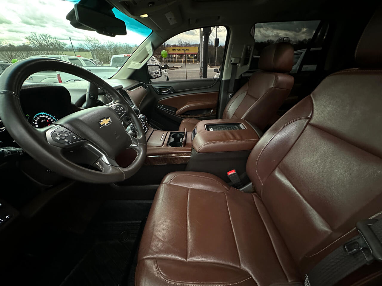 Chevrolet Tahoe 4WD 4dr Premier 2017