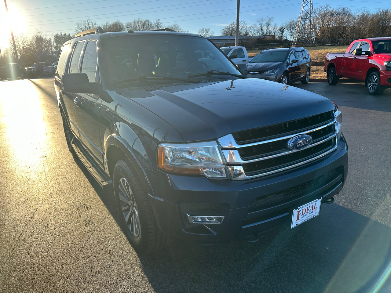 Ford Expedition 4WD 4dr XLT 2016