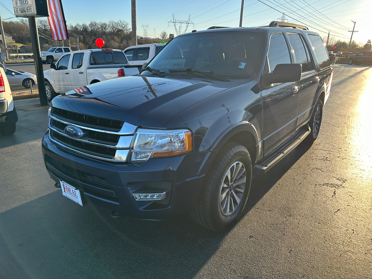 Ford Expedition 4WD 4dr XLT 2016