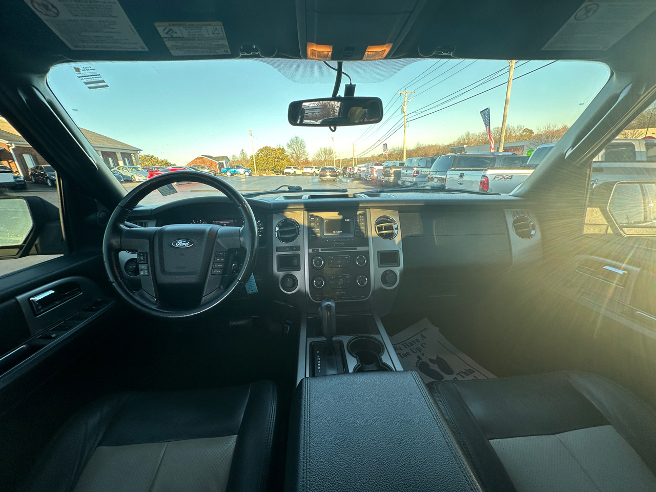 Ford Expedition 4WD 4dr XLT 2016