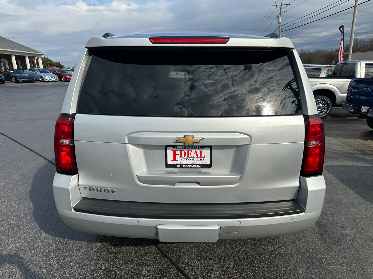 Chevrolet Tahoe 4WD 4dr LT 2017