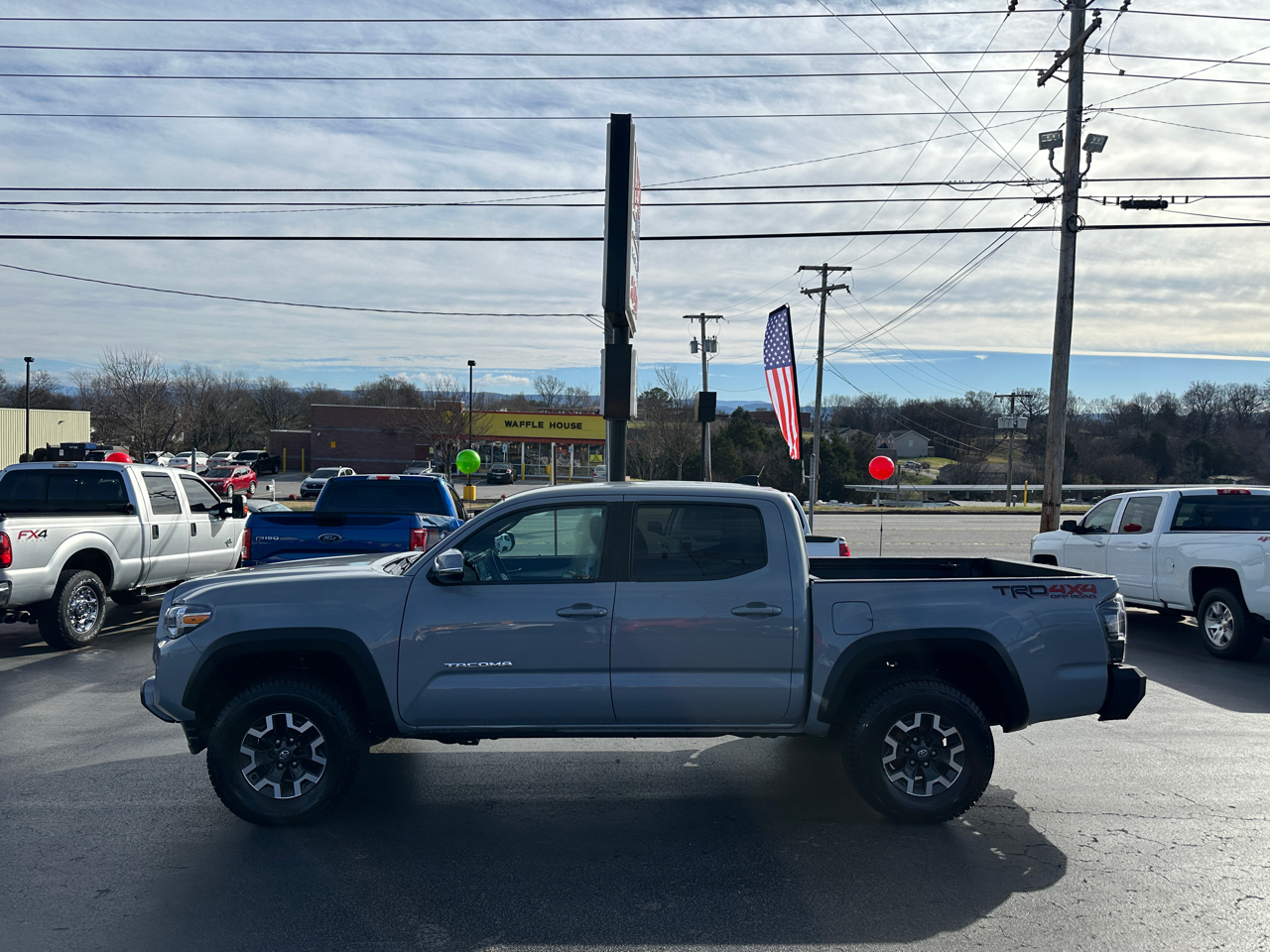 Toyota Tacoma 4WD TRD Off Road Double Cab 5' Bed V6 AT (Natl) 2020