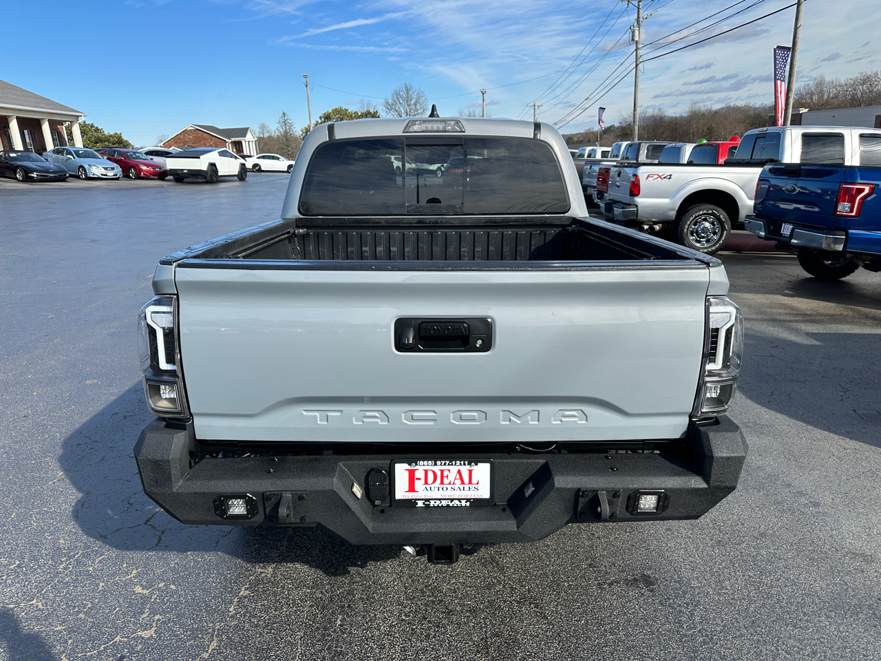 Toyota Tacoma 4WD TRD Off Road Double Cab 5' Bed V6 AT (Natl) 2020