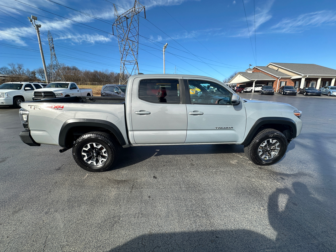 Toyota Tacoma 4WD TRD Off Road Double Cab 5' Bed V6 AT (Natl) 2020