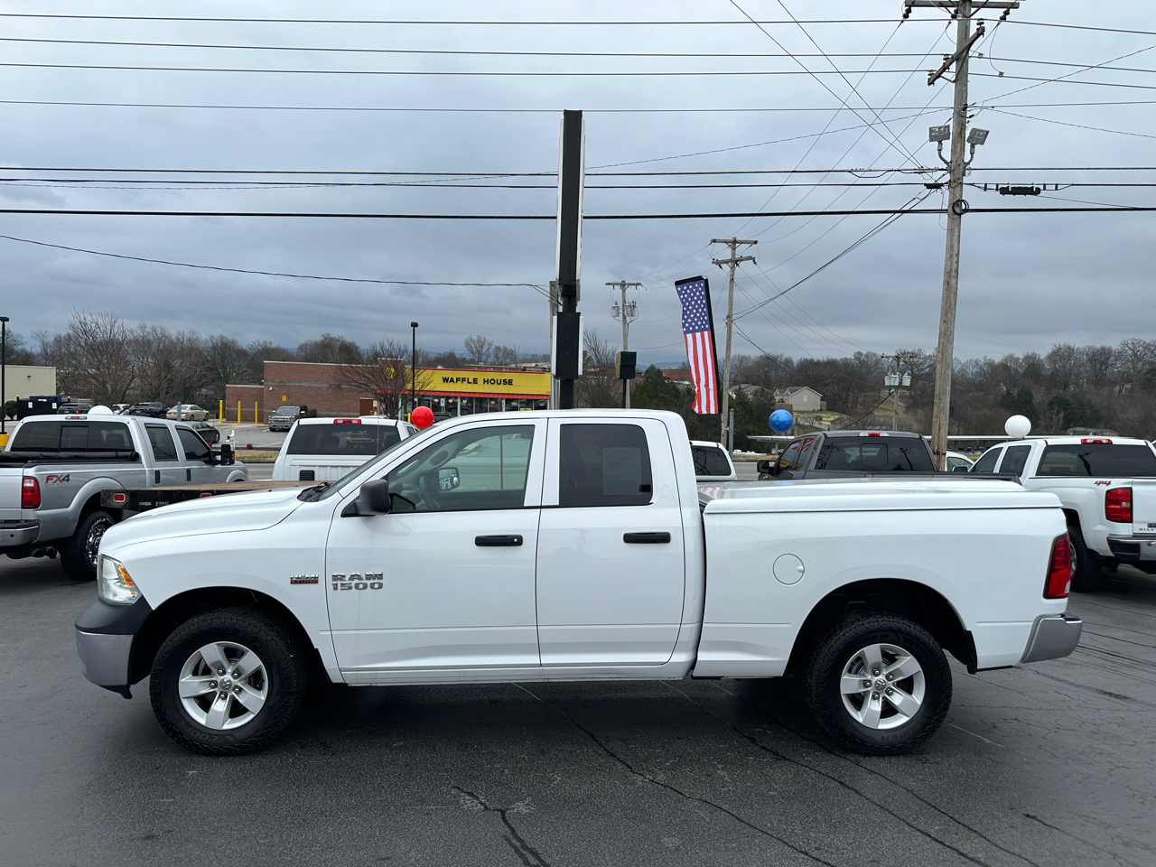 RAM 1500 Tradesman 4x4 Quad Cab 6'4" Box 2018