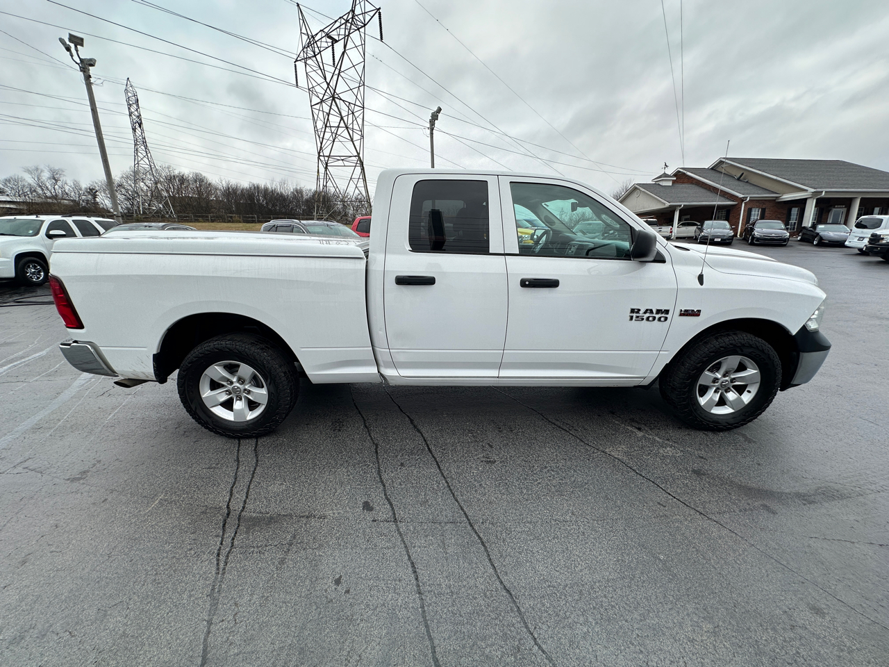 RAM 1500 Tradesman 4x4 Quad Cab 6'4" Box 2018