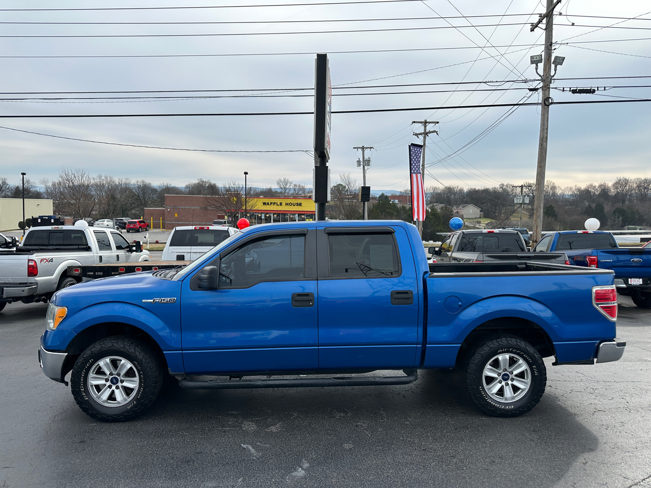 2012 Ford F-150 2WD SuperCrew 145" XLT