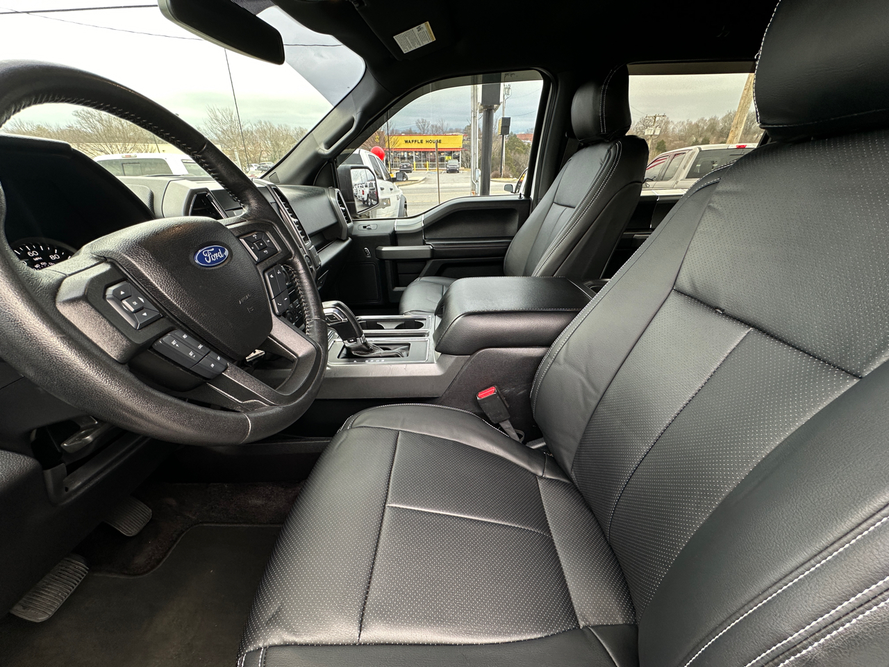 Ford F-150 XLT 4WD SuperCrew 5.5' Box 2017