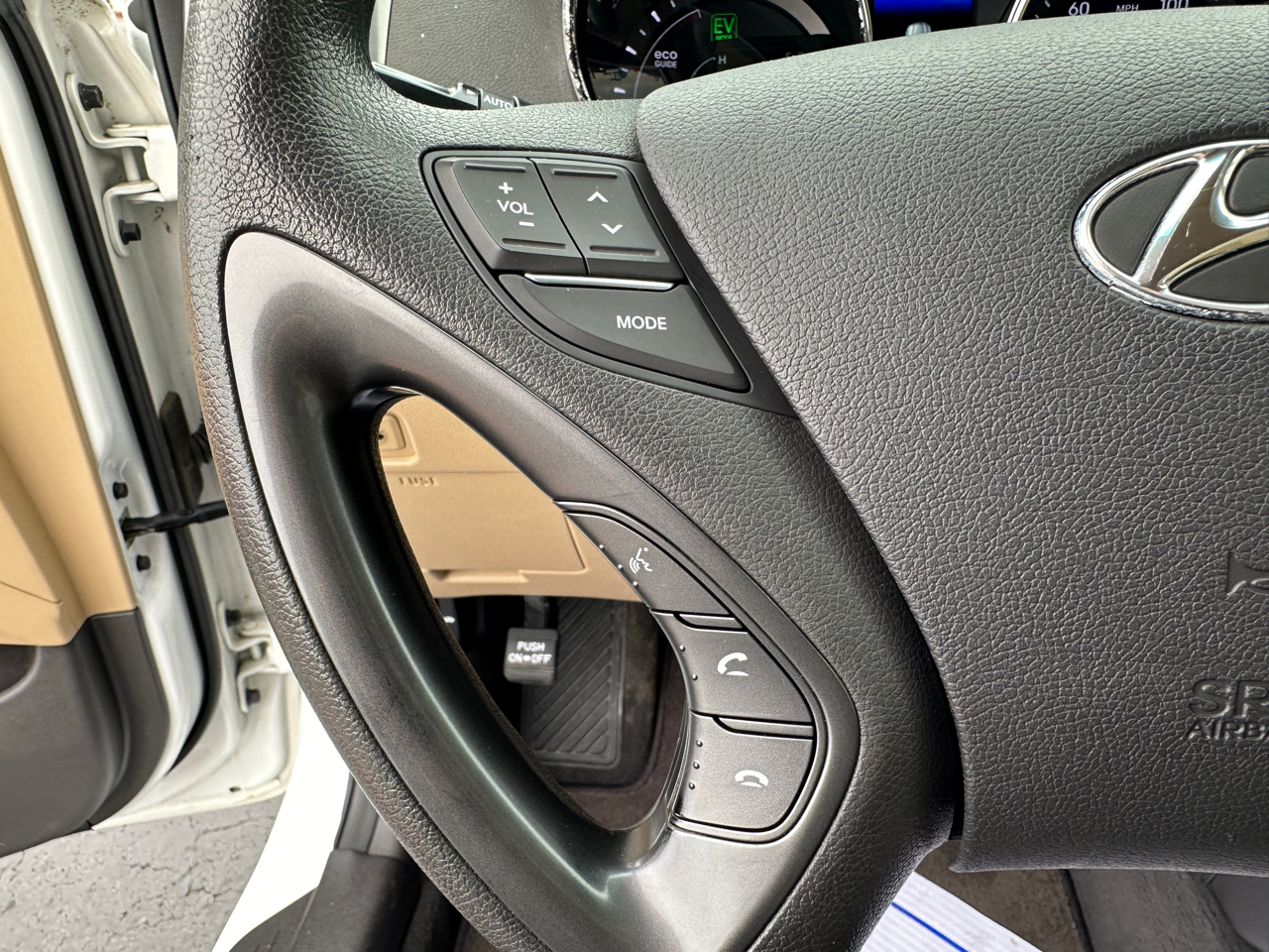 Hyundai Sonata Hybrid 4dr Sdn 2015