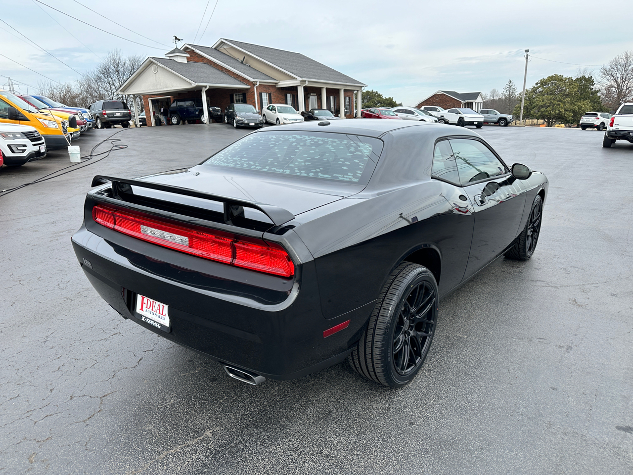 Dodge Challenger 2dr Cpe R/T 2010