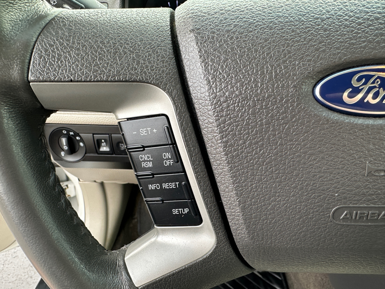 Ford Fusion 4dr Sdn SEL FWD 2012