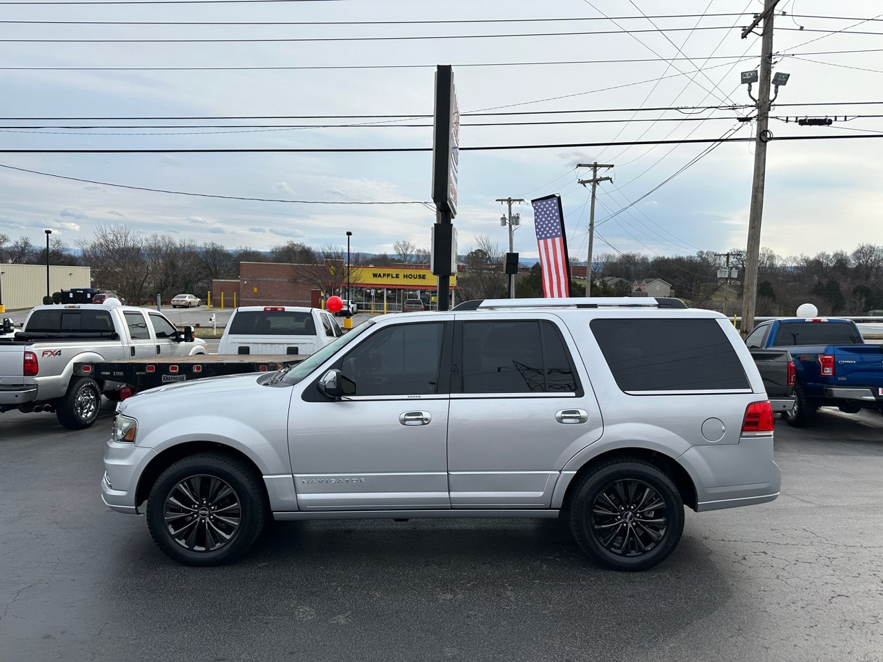 Lincoln Navigator 4WD 4dr 2015