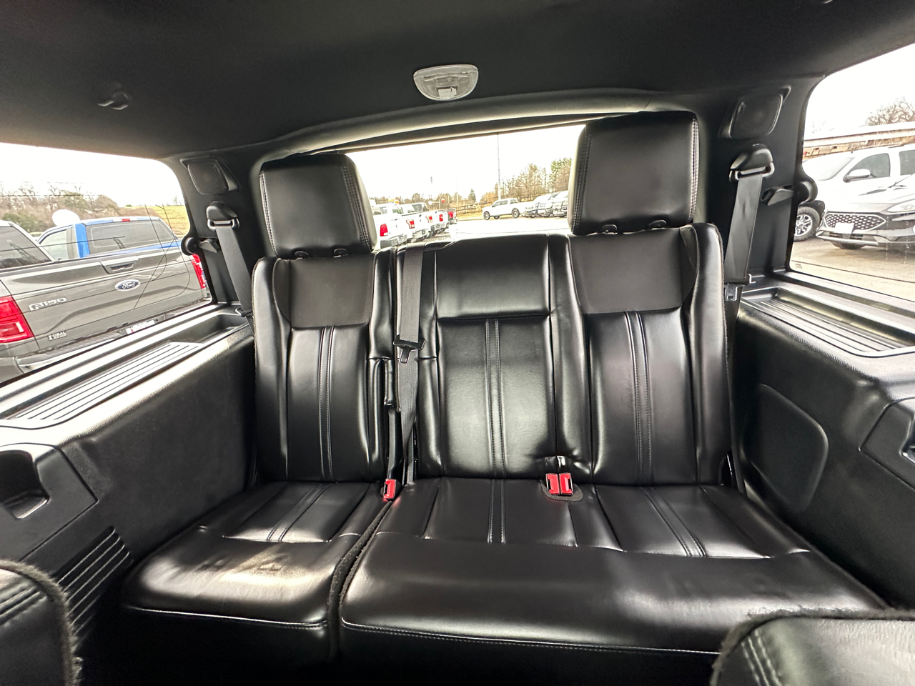 Lincoln Navigator 4WD 4dr 2015