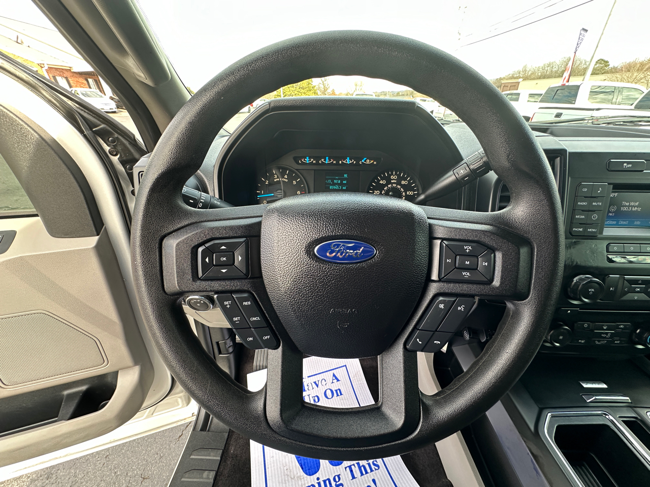 Ford F-150 4WD SuperCrew 145" XL 2015